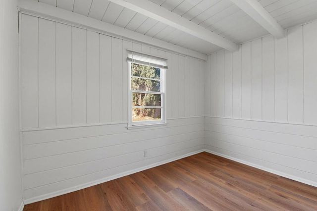 18601 Keswick Street B, Reseda, CA 91335