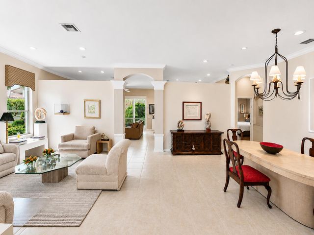 5168 Clover Creek Drive, Boynton Beach, FL 33437
