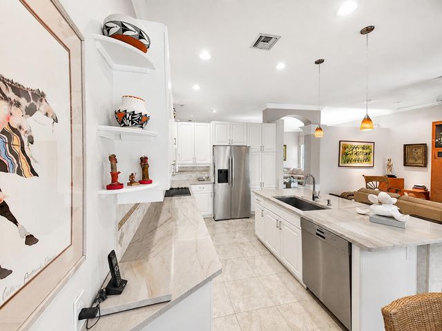 5168 Clover Creek Drive, Boynton Beach, FL 33437