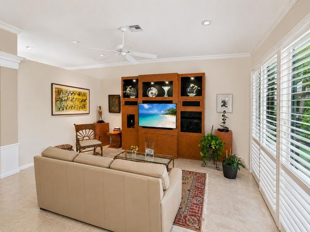 5168 Clover Creek Drive, Boynton Beach, FL 33437