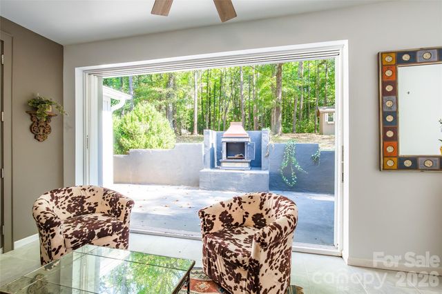 2832 Forest Hills Circle, Rock Hill, SC 29732