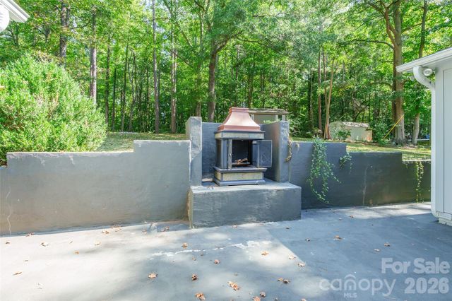 2832 Forest Hills Circle, Rock Hill, SC 29732