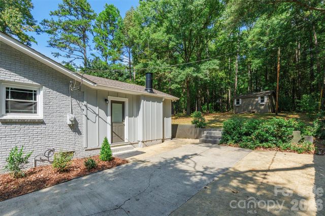 2832 Forest Hills Circle, Rock Hill, SC 29732