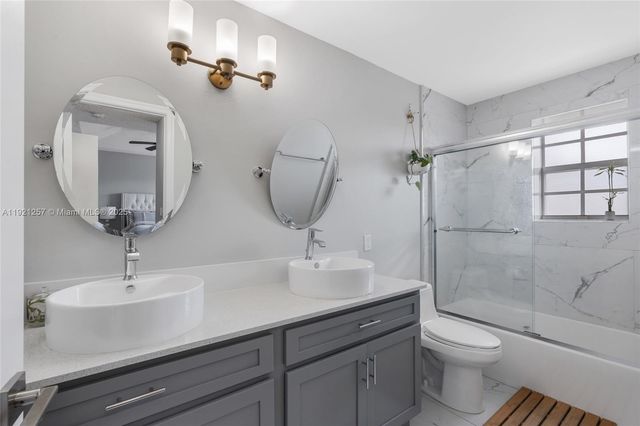 4055 Eastridge Dr, Deerfield Beach, FL 33064