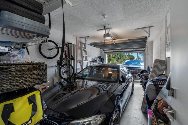 4055 Eastridge Dr, Deerfield Beach, FL 33064