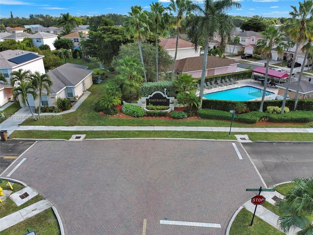 4055 Eastridge Dr, Deerfield Beach, FL 33064