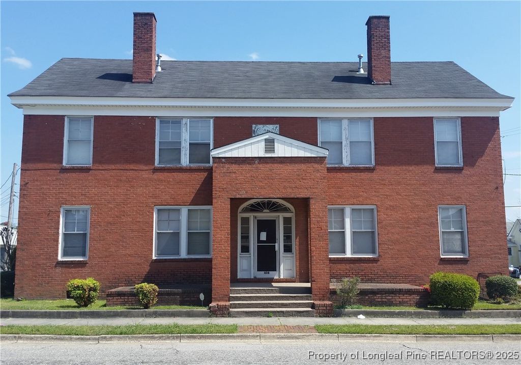 406 N Walnut Street N B, Lumberton, NC 28358