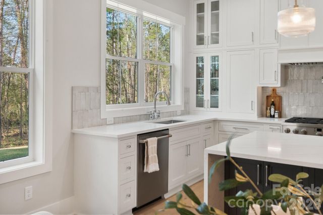 568 Longleaf Pine Lane, Clover, SC 29710