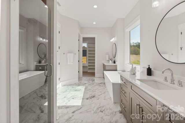 568 Longleaf Pine Lane, Clover, SC 29710