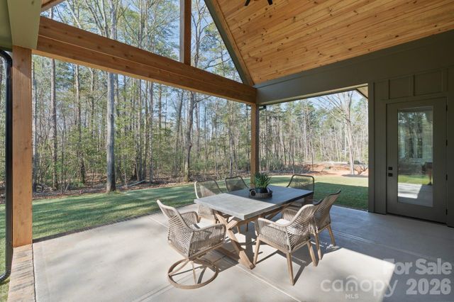 568 Longleaf Pine Lane, Clover, SC 29710