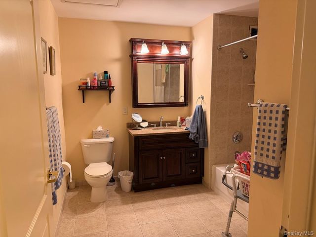 50 Merrick Avenue 405, East Meadow, NY 11554