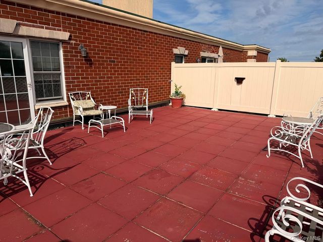 50 Merrick Avenue 405, East Meadow, NY 11554