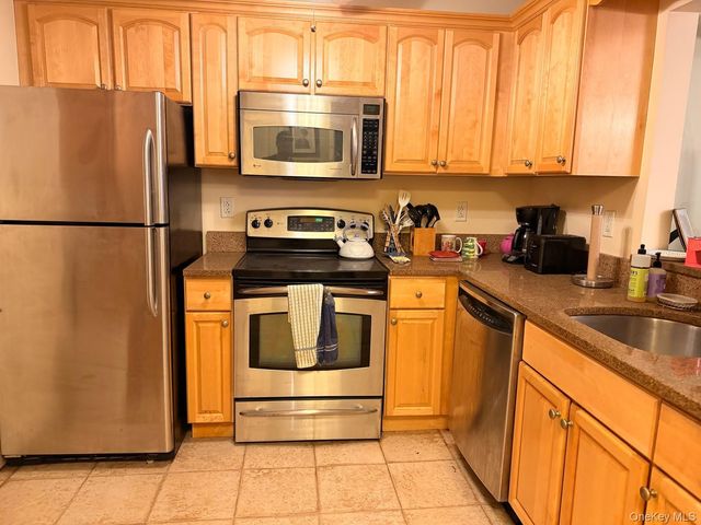 50 Merrick Avenue 405, East Meadow, NY 11554