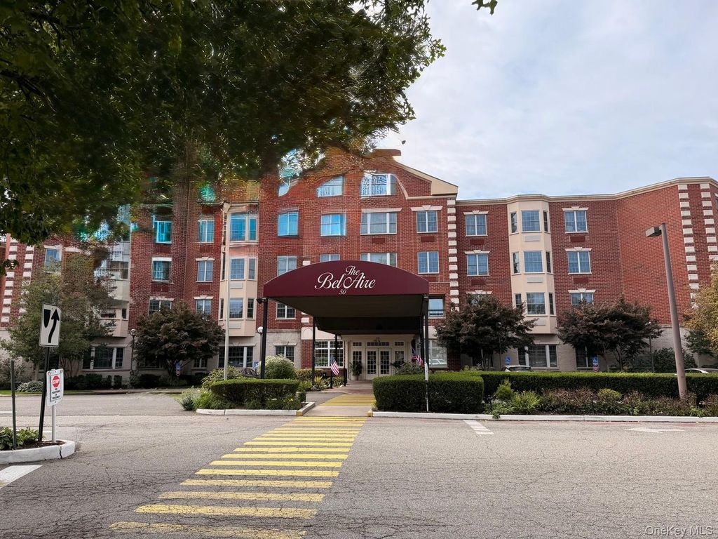 50 Merrick Avenue 405, East Meadow, NY 11554 — exterior