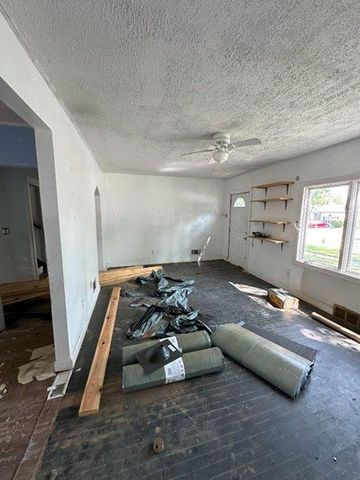 18018 Park Avenue, Lansing, IL 60438