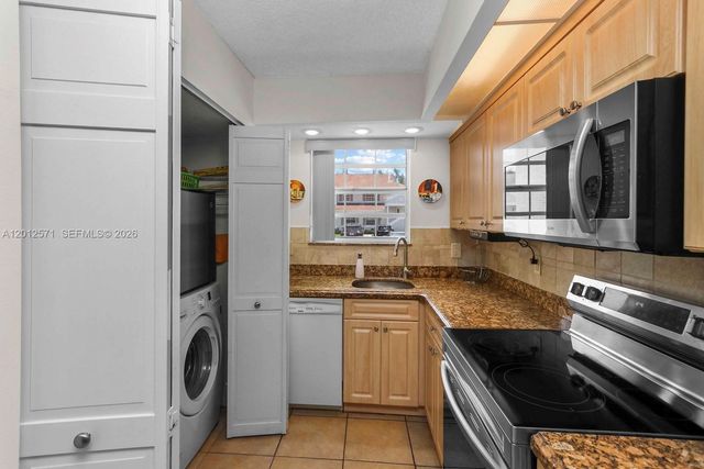 2281 SE 27th Dr 103-G, Homestead, FL 33035