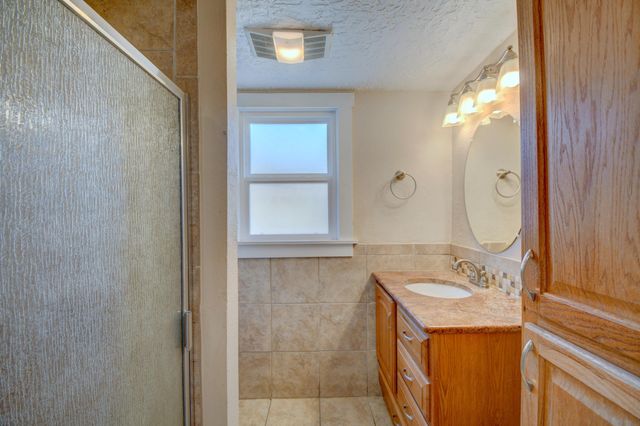 324 STANFORD Drive SE, Albuquerque, NM 87106