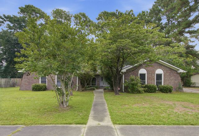 2067 Dogwood Road, Charleston, SC 29414