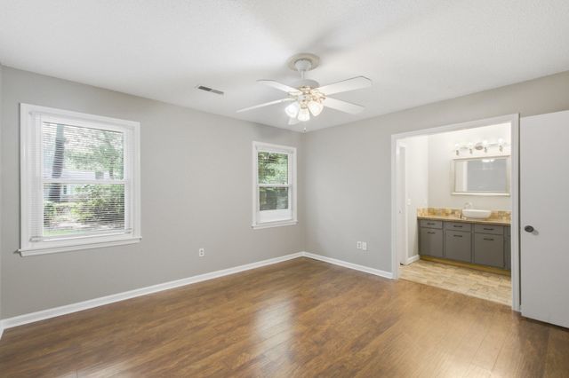 2067 Dogwood Road, Charleston, SC 29414