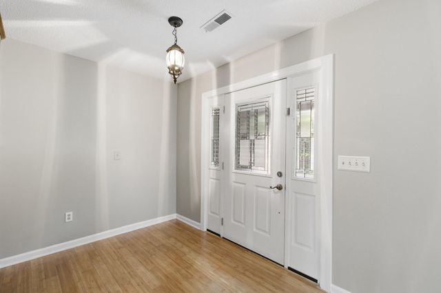 2067 Dogwood Road, Charleston, SC 29414