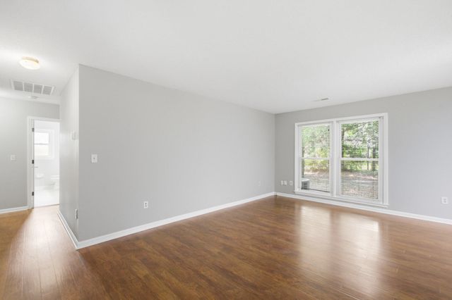 2067 Dogwood Road, Charleston, SC 29414