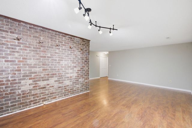2067 Dogwood Road, Charleston, SC 29414