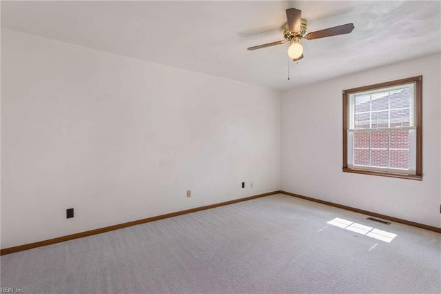 512 Winwood DR, Chesapeake, VA 23323