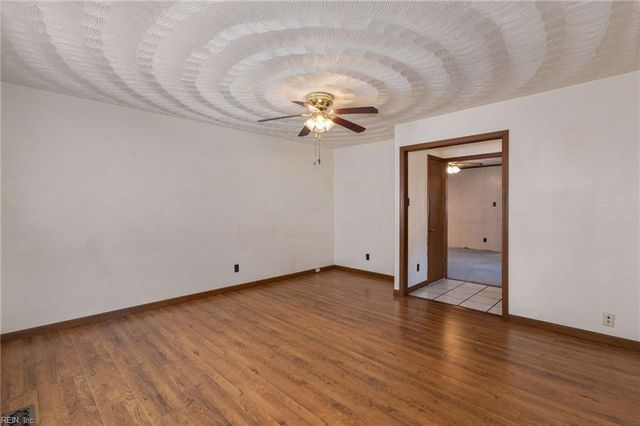 512 Winwood DR, Chesapeake, VA 23323
