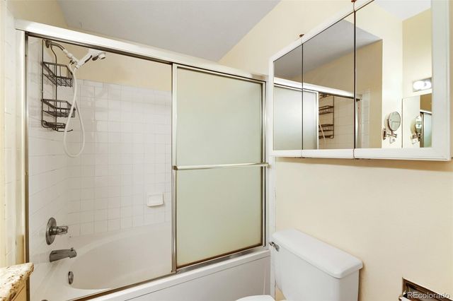 2575 S Syracuse Way H104, Denver, CO 80231