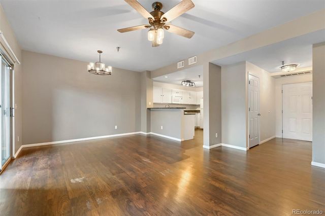 2575 S Syracuse Way H104, Denver, CO 80231