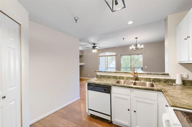 2575 S Syracuse Way H104, Denver, CO 80231