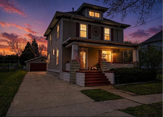140 Kendall STREET, Burlington, WI 53105
