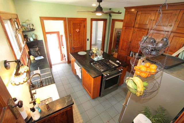 140 Kendall STREET, Burlington, WI 53105