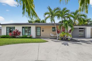 906 SE 13th Court, Deerfield Beach, FL 33441