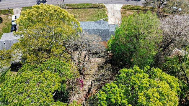 1075 Quail Drive, Charleston, SC 29412