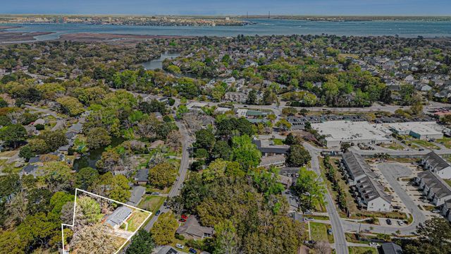 1075 Quail Drive, Charleston, SC 29412
