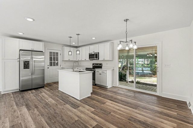 1075 Quail Drive, Charleston, SC 29412