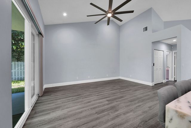 4166 NW 66th Terrace, Coral Springs, FL 33067