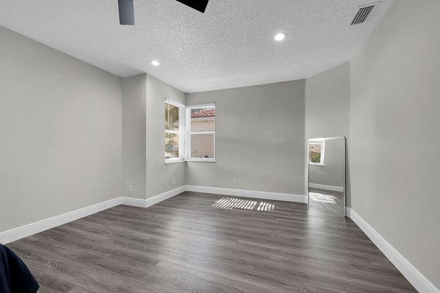 4166 NW 66th Terrace, Coral Springs, FL 33067