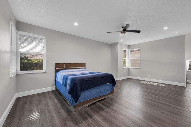 4166 NW 66th Terrace, Coral Springs, FL 33067