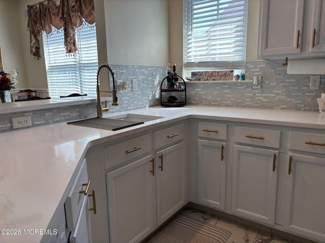 20 Winkle Court, Whiting, NJ 08759