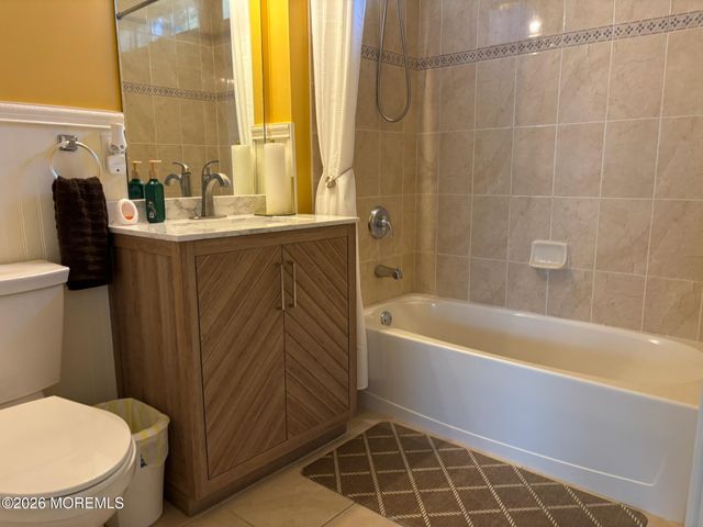 20 Winkle Court, Whiting, NJ 08759