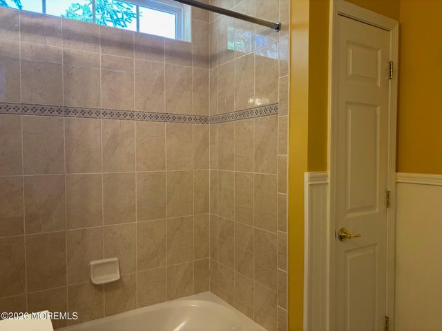 20 Winkle Court, Whiting, NJ 08759