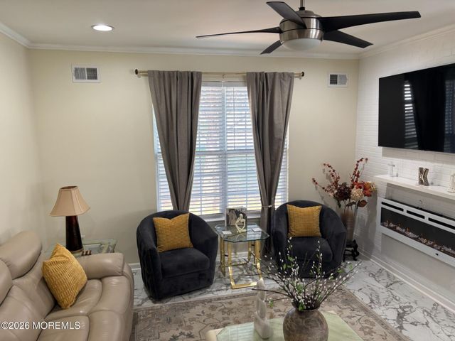 20 Winkle Court, Whiting, NJ 08759