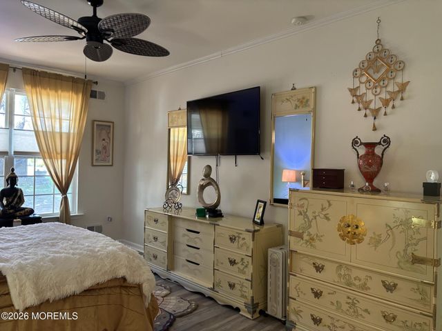 20 Winkle Court, Whiting, NJ 08759