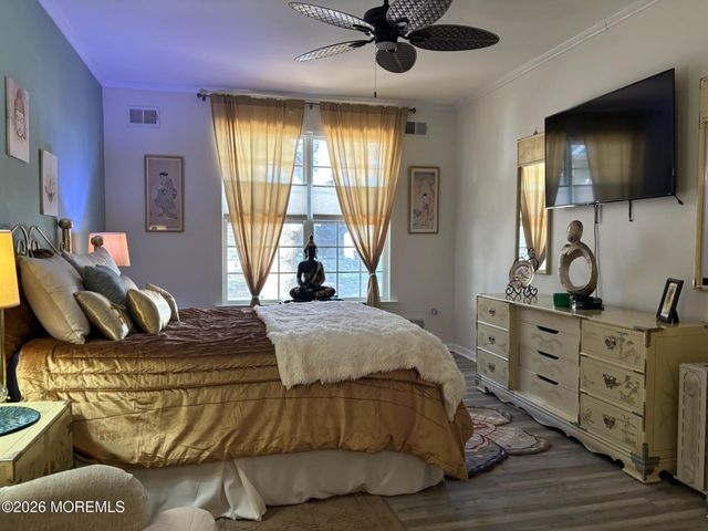 20 Winkle Court, Whiting, NJ 08759