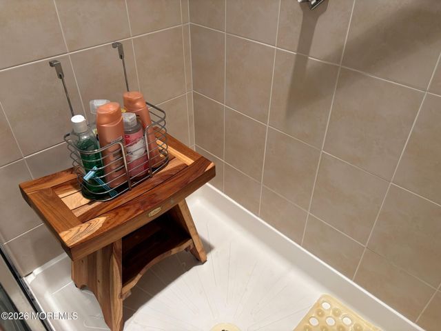 20 Winkle Court, Whiting, NJ 08759