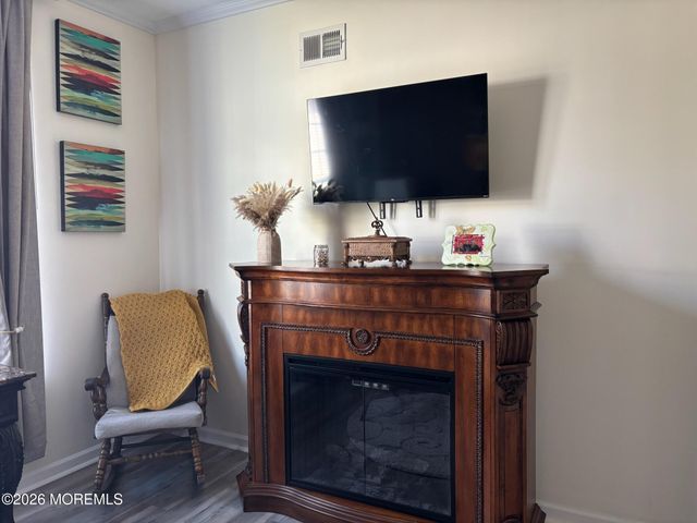 20 Winkle Court, Whiting, NJ 08759