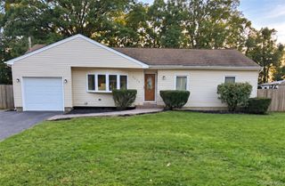 2230 Louis Kossuth Avenue, Ronkonkoma, NY 11779