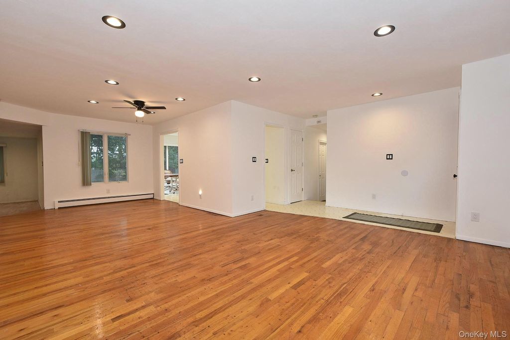 2230 Louis Kossuth Avenue, Ronkonkoma, NY 11779 — photo 5